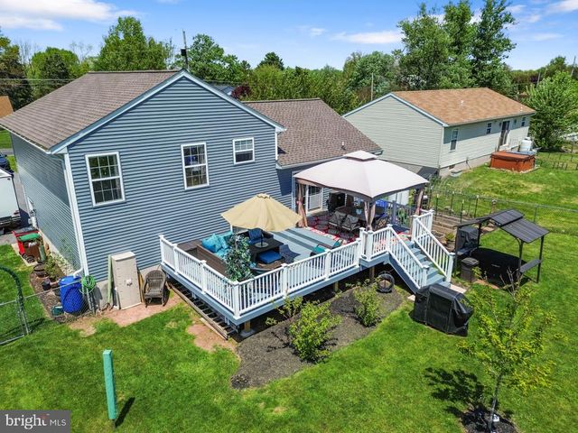 680 GRANT DR, Gettysburg, PA 17325