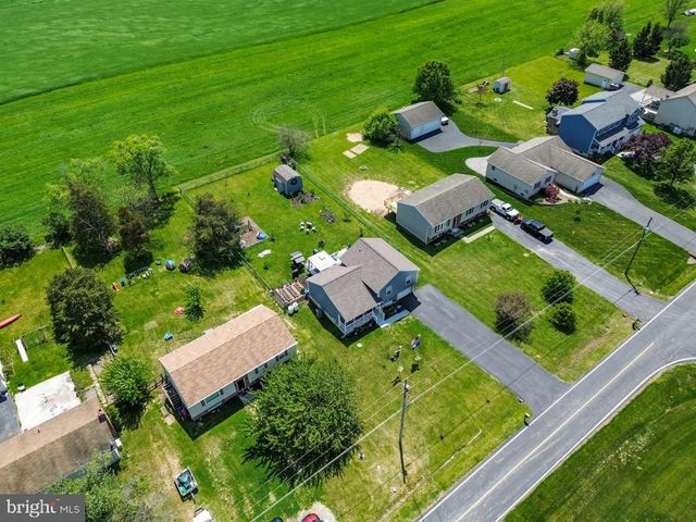 680 GRANT DR, Gettysburg, PA 17325
