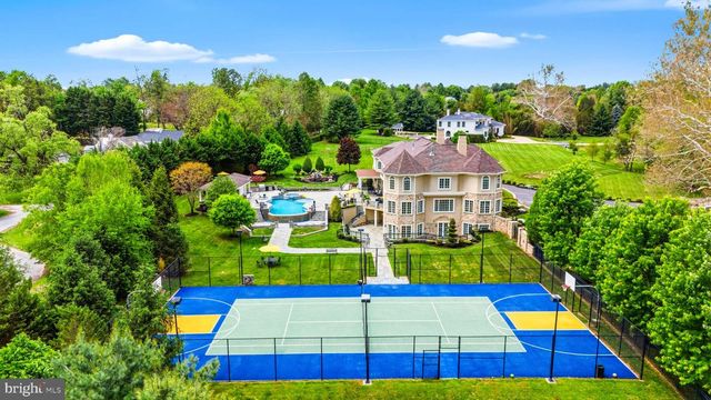 11900 CENTURION WAY, Potomac, MD 20854