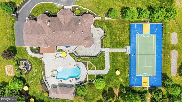 11900 CENTURION WAY, Potomac, MD 20854