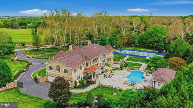11900 CENTURION WAY, Potomac, MD 20854
