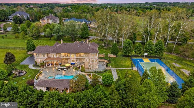 11900 CENTURION WAY, Potomac, MD 20854