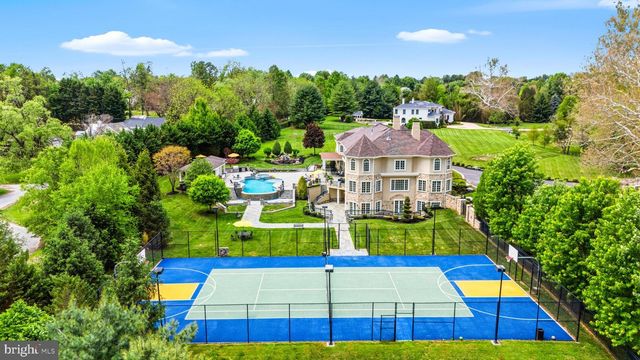 11900 CENTURION WAY, Potomac, MD 20854