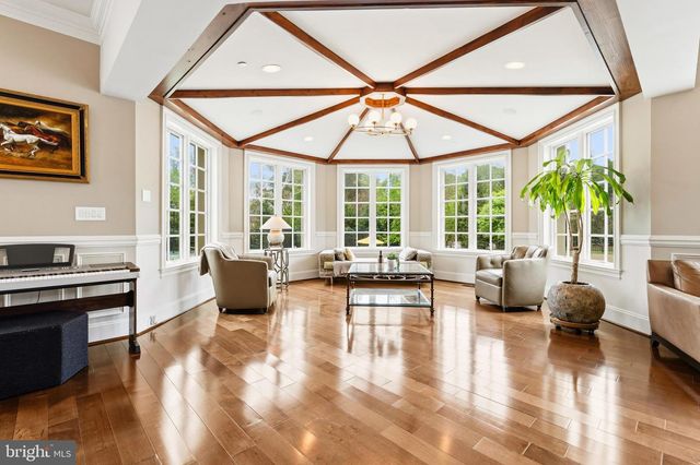 11900 CENTURION WAY, Potomac, MD 20854