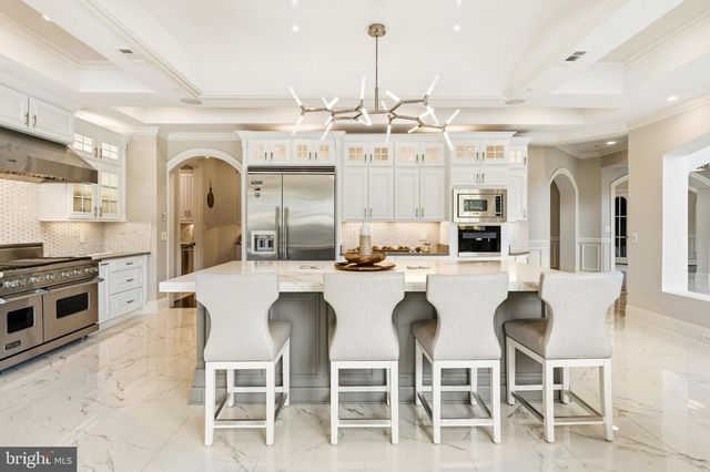 11900 CENTURION WAY, Potomac, MD 20854
