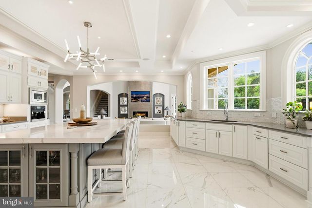 11900 CENTURION WAY, Potomac, MD 20854