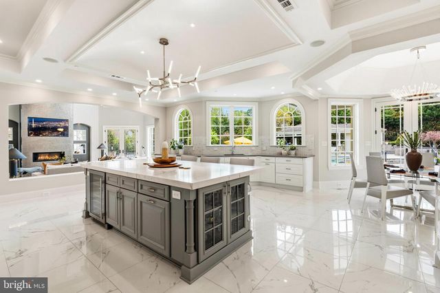 11900 CENTURION WAY, Potomac, MD 20854