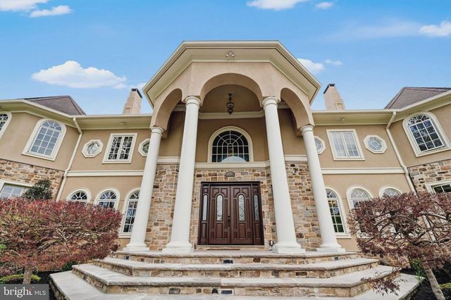 11900 CENTURION WAY, Potomac, MD 20854