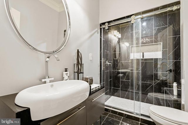 11900 CENTURION WAY, Potomac, MD 20854