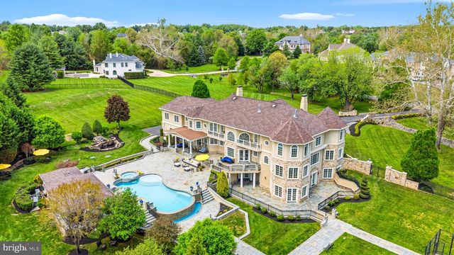 11900 CENTURION WAY, Potomac, MD 20854