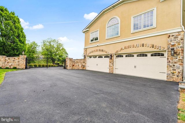 11900 CENTURION WAY, Potomac, MD 20854