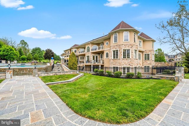 11900 CENTURION WAY, Potomac, MD 20854