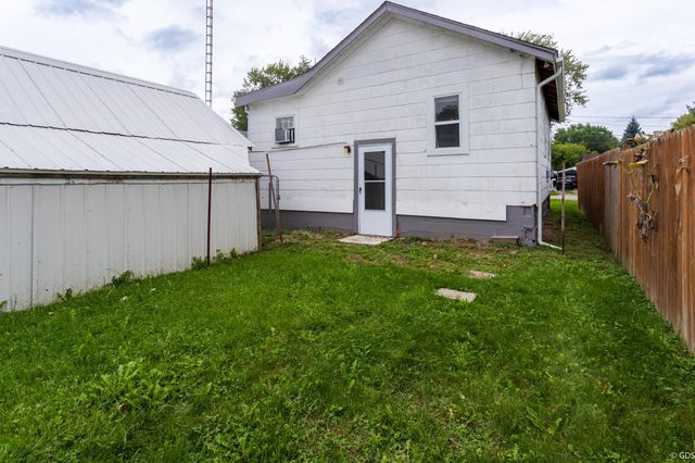 1235 Norton Street, Burton, MI 48529