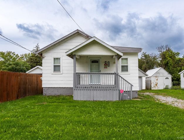 1235 Norton Street, Burton, MI 48529