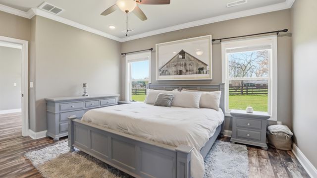 5006 Rainier Dr, Chapel Hill, TN 37034