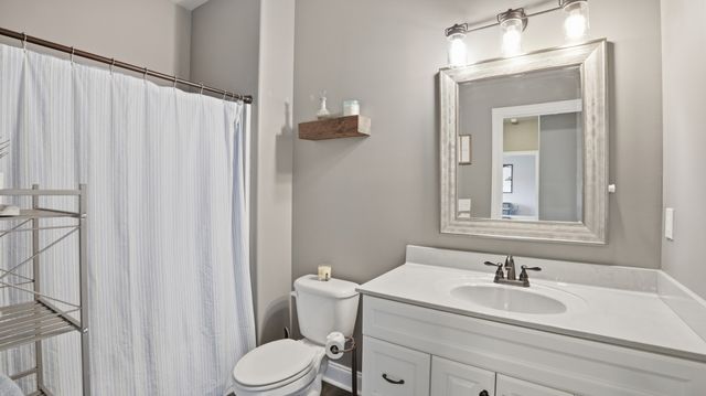 5006 Rainier Dr, Chapel Hill, TN 37034