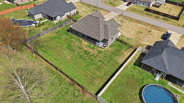 5006 Rainier Dr, Chapel Hill, TN 37034