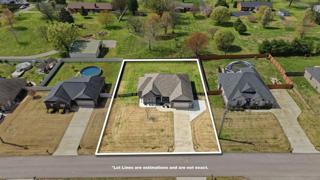 5006 Rainier Dr, Chapel Hill, TN 37034