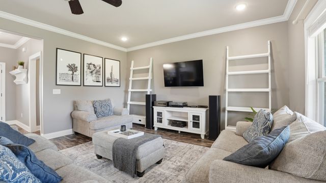 5006 Rainier Dr, Chapel Hill, TN 37034