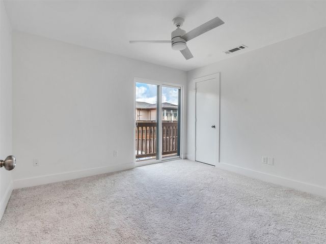 2829 Timmons Lane 204, Houston, TX 77027