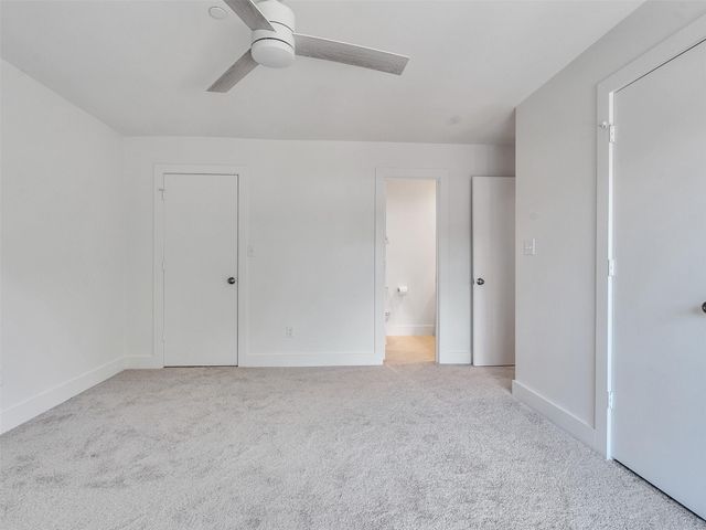 2829 Timmons Lane 204, Houston, TX 77027