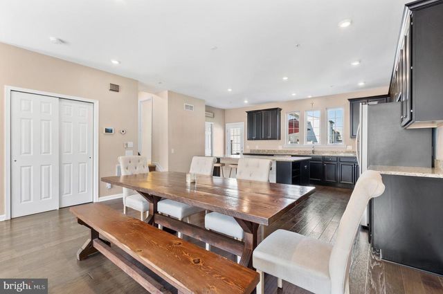 441 TALL OAKS DR, Warminster, PA 18974