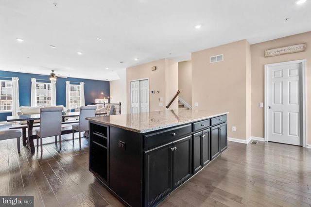 441 TALL OAKS DR, Warminster, PA 18974