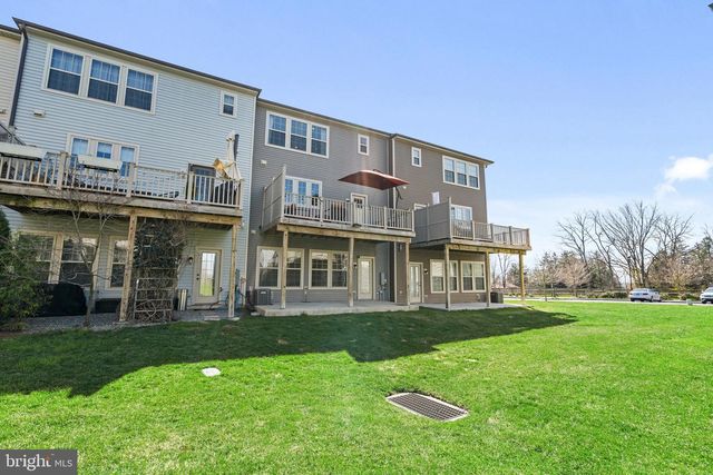 441 TALL OAKS DR, Warminster, PA 18974