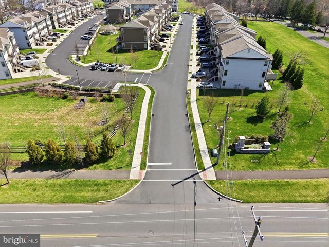 441 TALL OAKS DR, Warminster, PA 18974