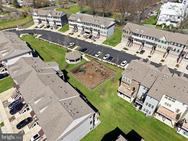 441 TALL OAKS DR, Warminster, PA 18974