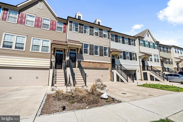 441 TALL OAKS DR, Warminster, PA 18974