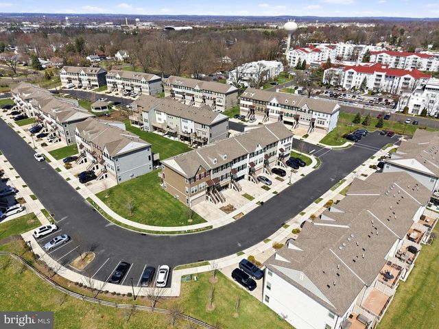 441 TALL OAKS DR, Warminster, PA 18974