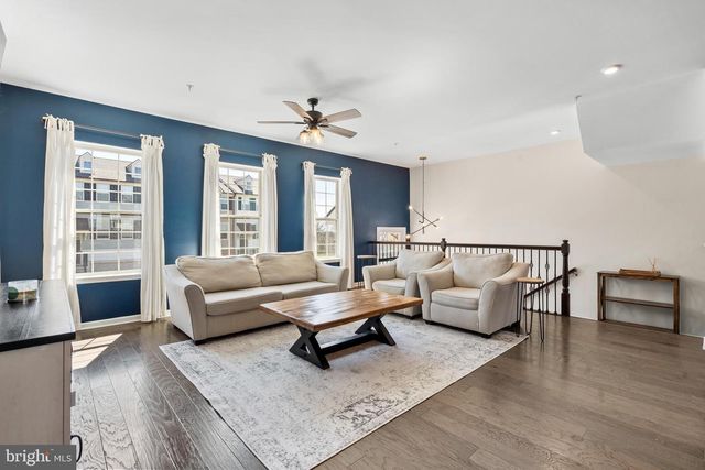 441 TALL OAKS DR, Warminster, PA 18974