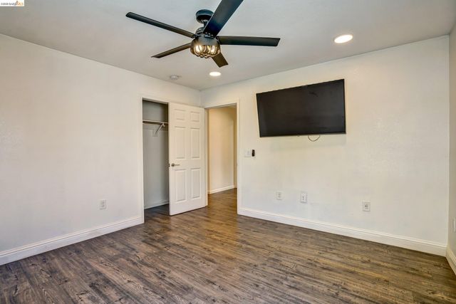 207 Bergedo, Oakland, CA 94603