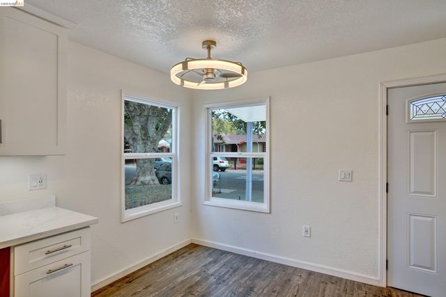 207 Bergedo, Oakland, CA 94603