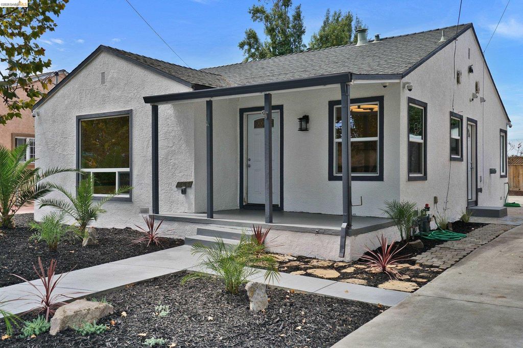 207 Bergedo, Oakland, CA 94603
