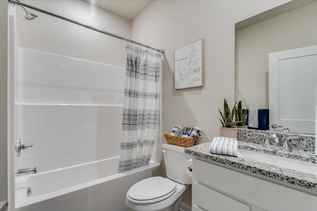 1799 W Redbud Lane, Goddard, KS 67052
