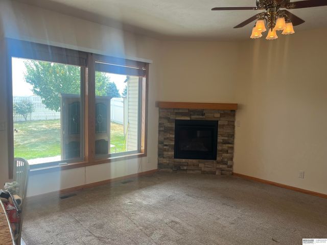 13009 S 49th Street, Papillion, NE 68133