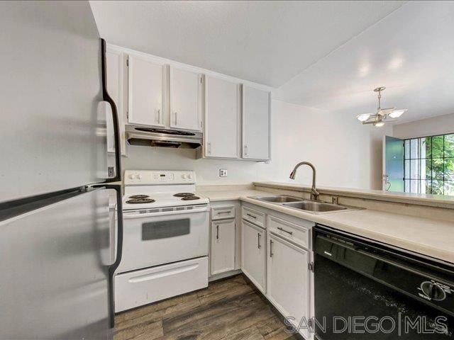 1124 Eureka St. 16, San Diego, CA 92110