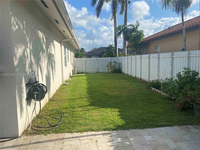 14302 SW 15th St, Miami, FL 33184