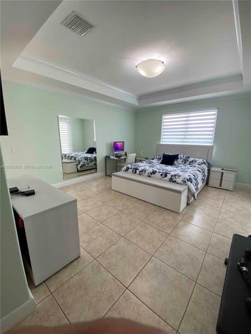 14302 SW 15th St, Miami, FL 33184