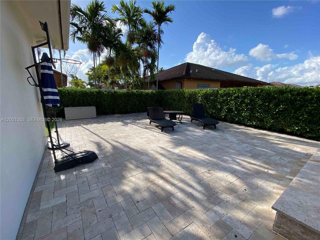 14302 SW 15th St, Miami, FL 33184