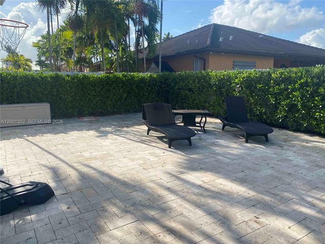14302 SW 15th St, Miami, FL 33184