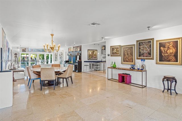 7970 Hawthorne Ave, Miami Beach, FL 33141