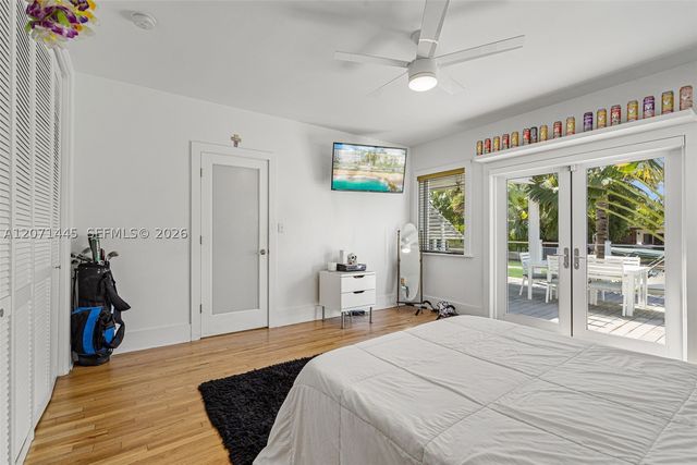 7970 Hawthorne Ave, Miami Beach, FL 33141