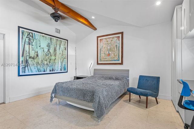 7970 Hawthorne Ave, Miami Beach, FL 33141
