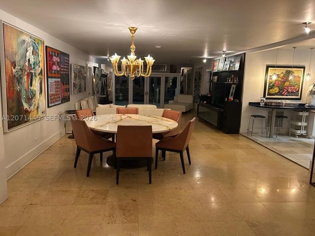 7970 Hawthorne Ave, Miami Beach, FL 33141