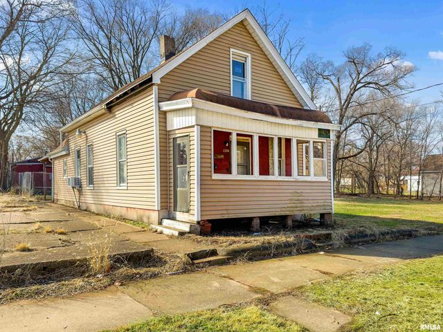 1206 W JOHNSON Street, Peoria, IL 61605