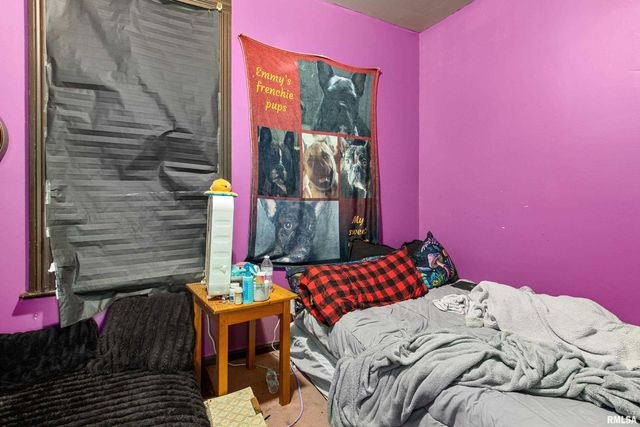 1206 W JOHNSON Street, Peoria, IL 61605