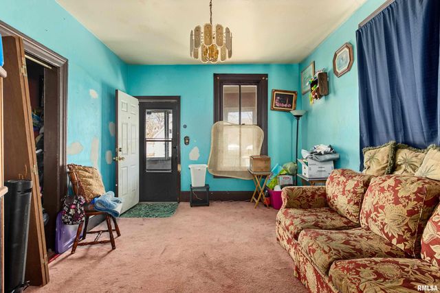 1206 W JOHNSON Street, Peoria, IL 61605